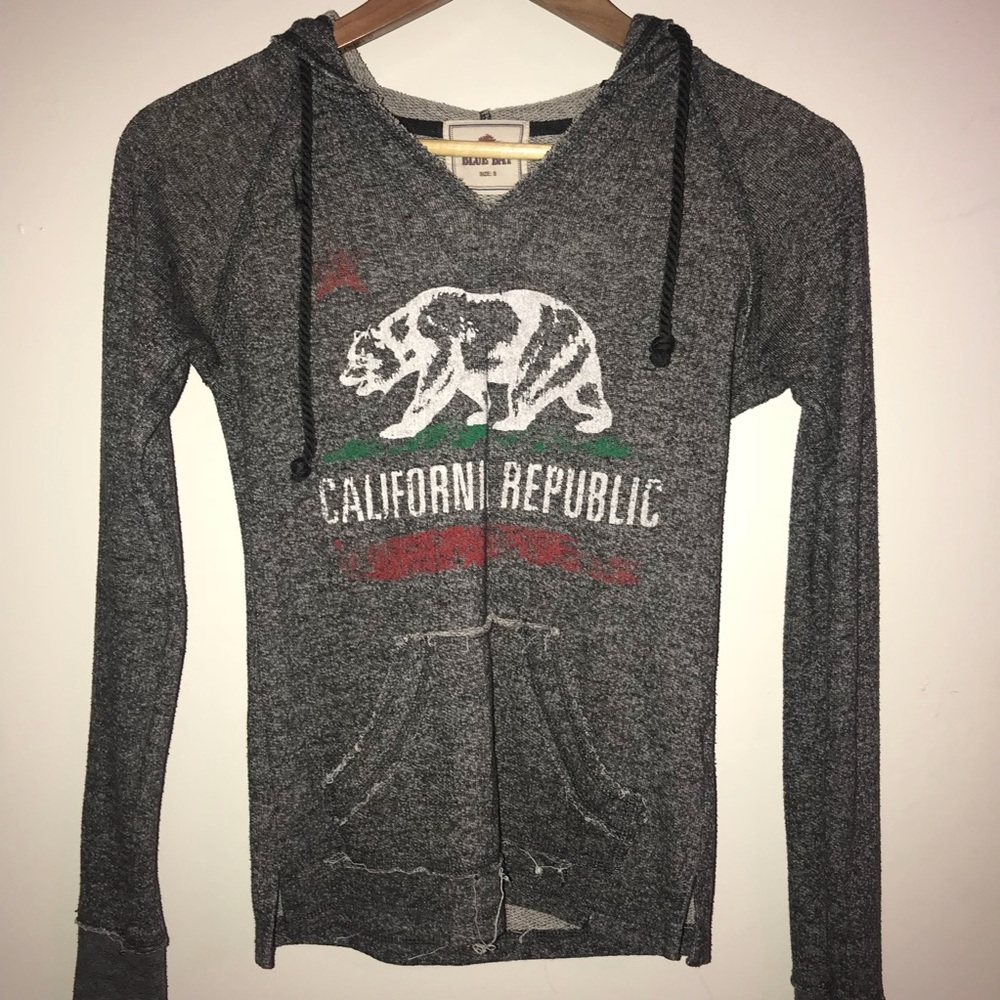 California republic sweater